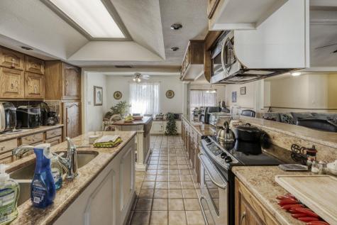 102 Lei Court Bastrop TX 78602