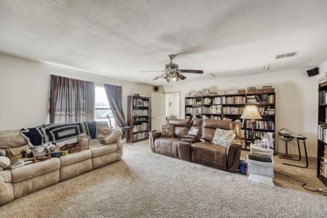 102 Lei Court Bastrop TX 78602