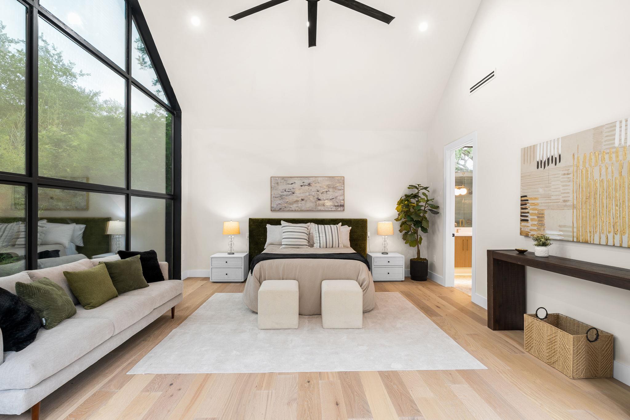 1910 Crooked Lane Austin TX 78741