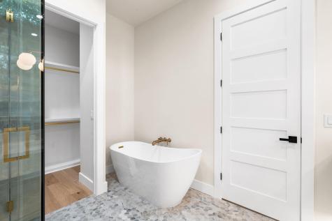 1910 Crooked Lane Austin TX 78741