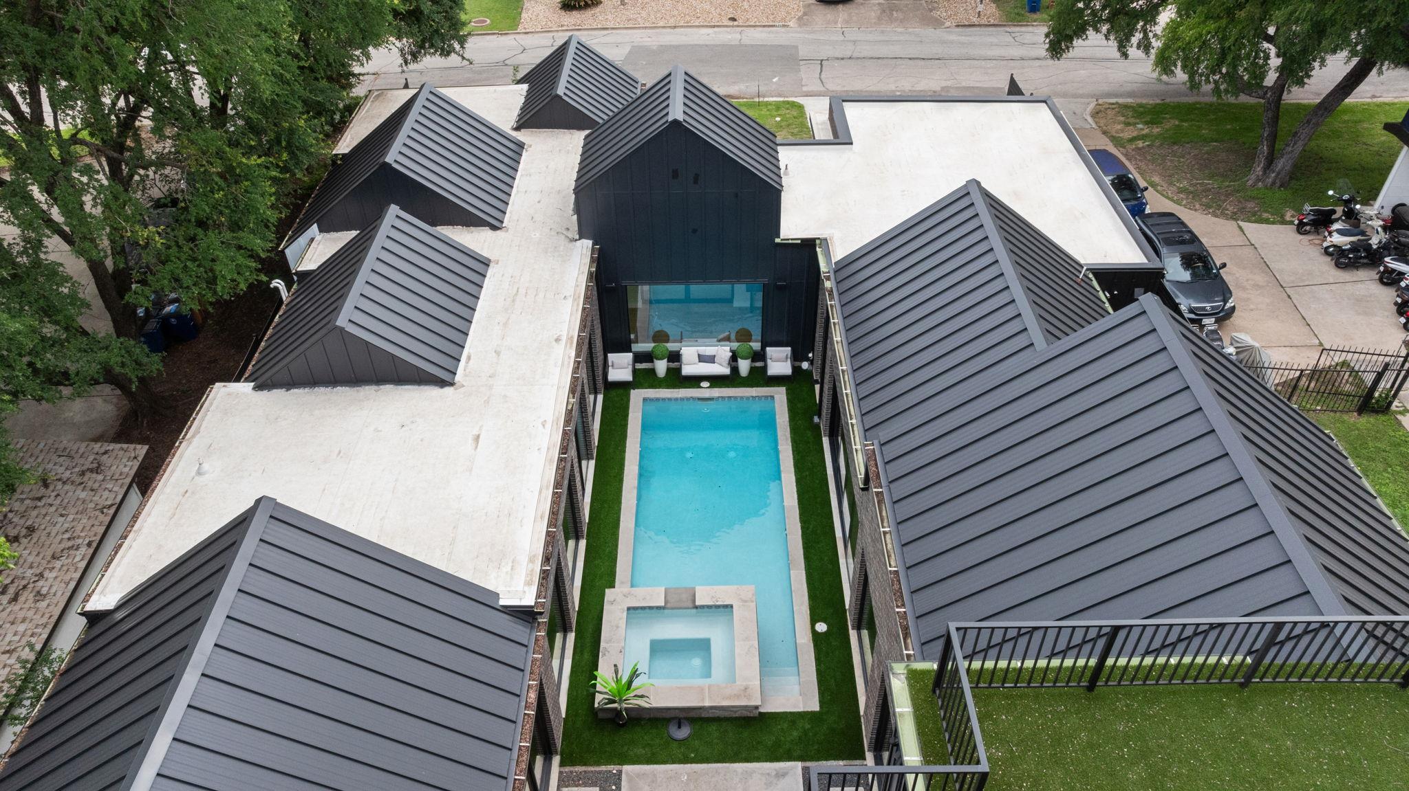 1910 Crooked Lane Austin TX 78741