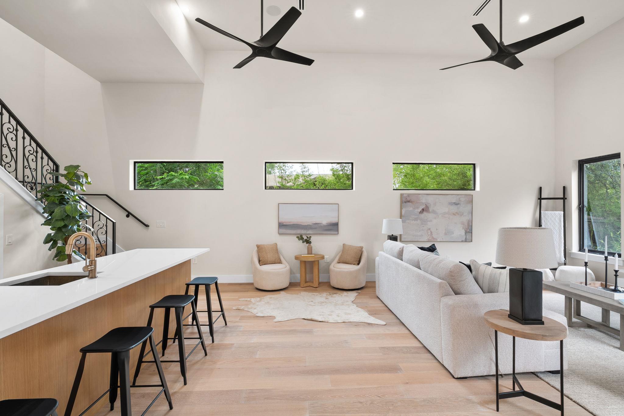 1910 Crooked Lane Austin TX 78741