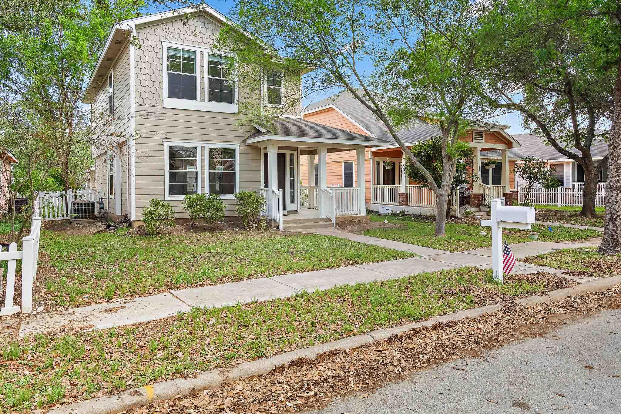 280 Strawn Kyle TX 78640