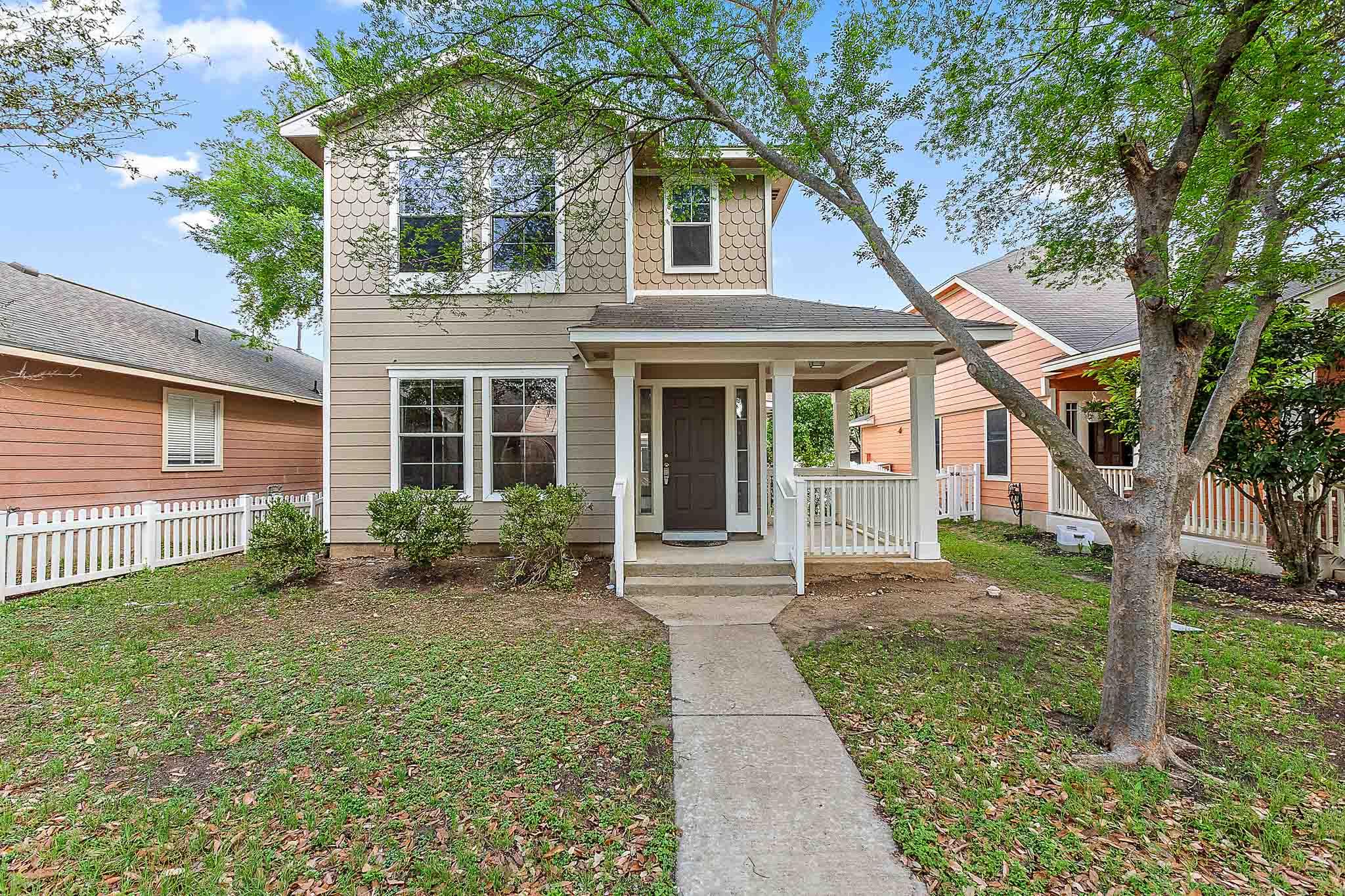280 Strawn Kyle TX 78640