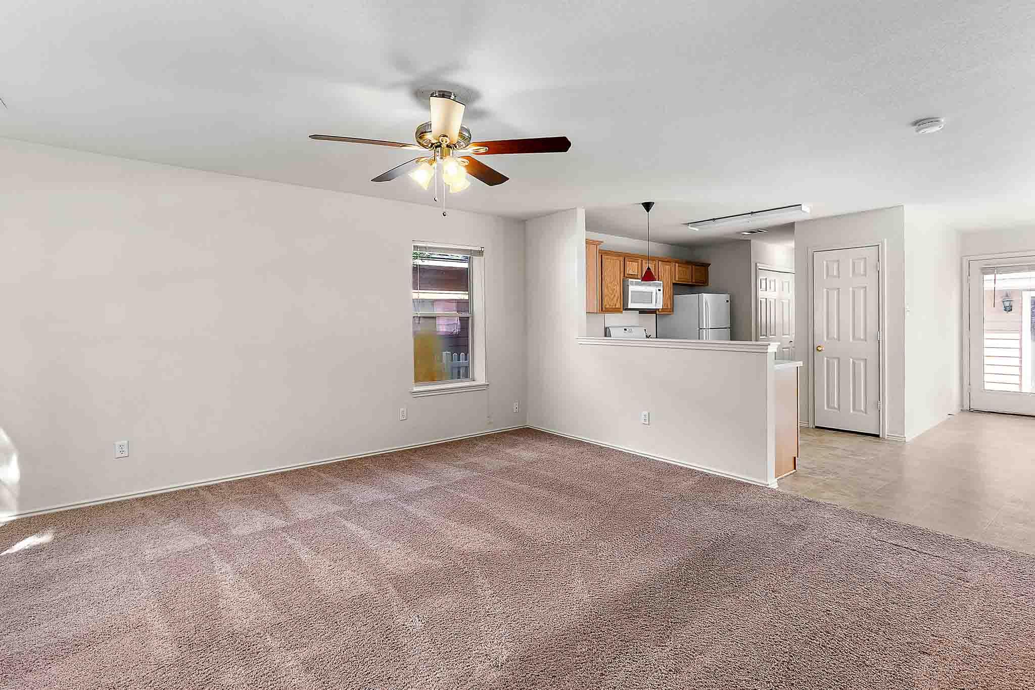 280 Strawn Kyle TX 78640