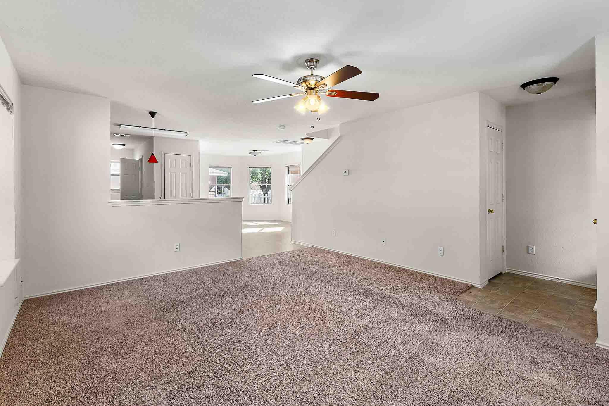 280 Strawn Kyle TX 78640