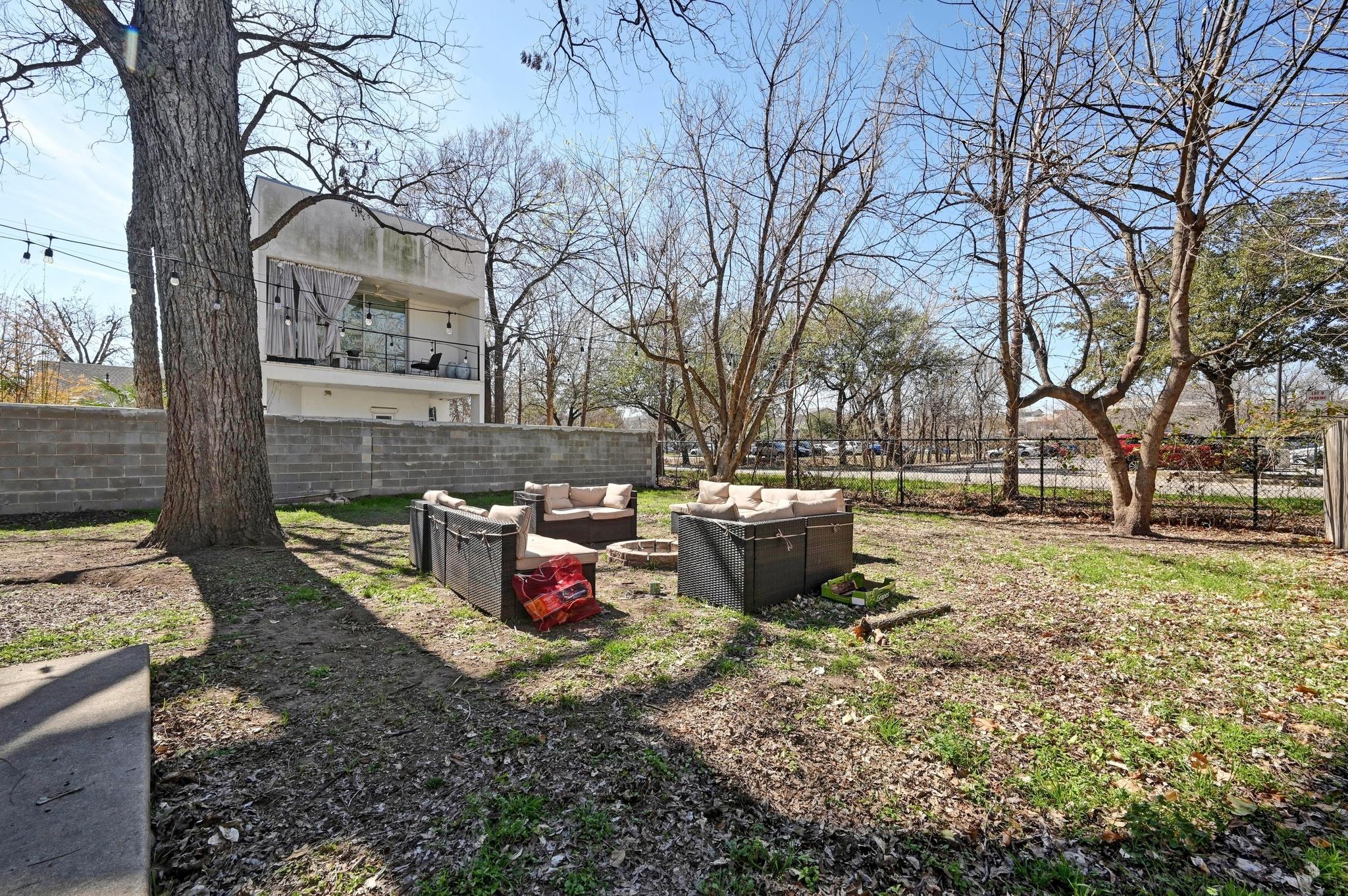 1118 Linden Street Austin TX 78702