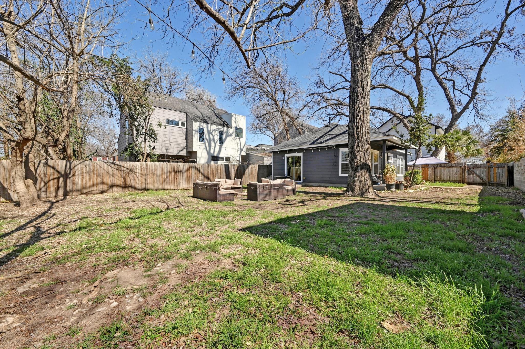 1118 Linden Street Austin TX 78702