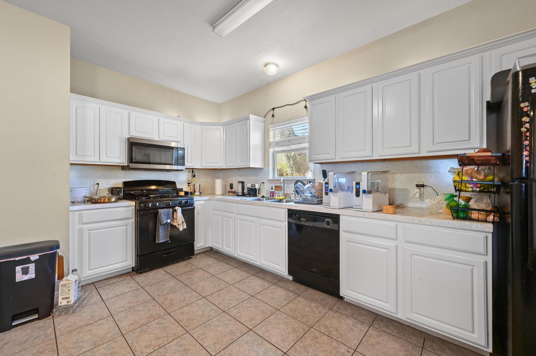 1118 Linden Street Austin TX 78702