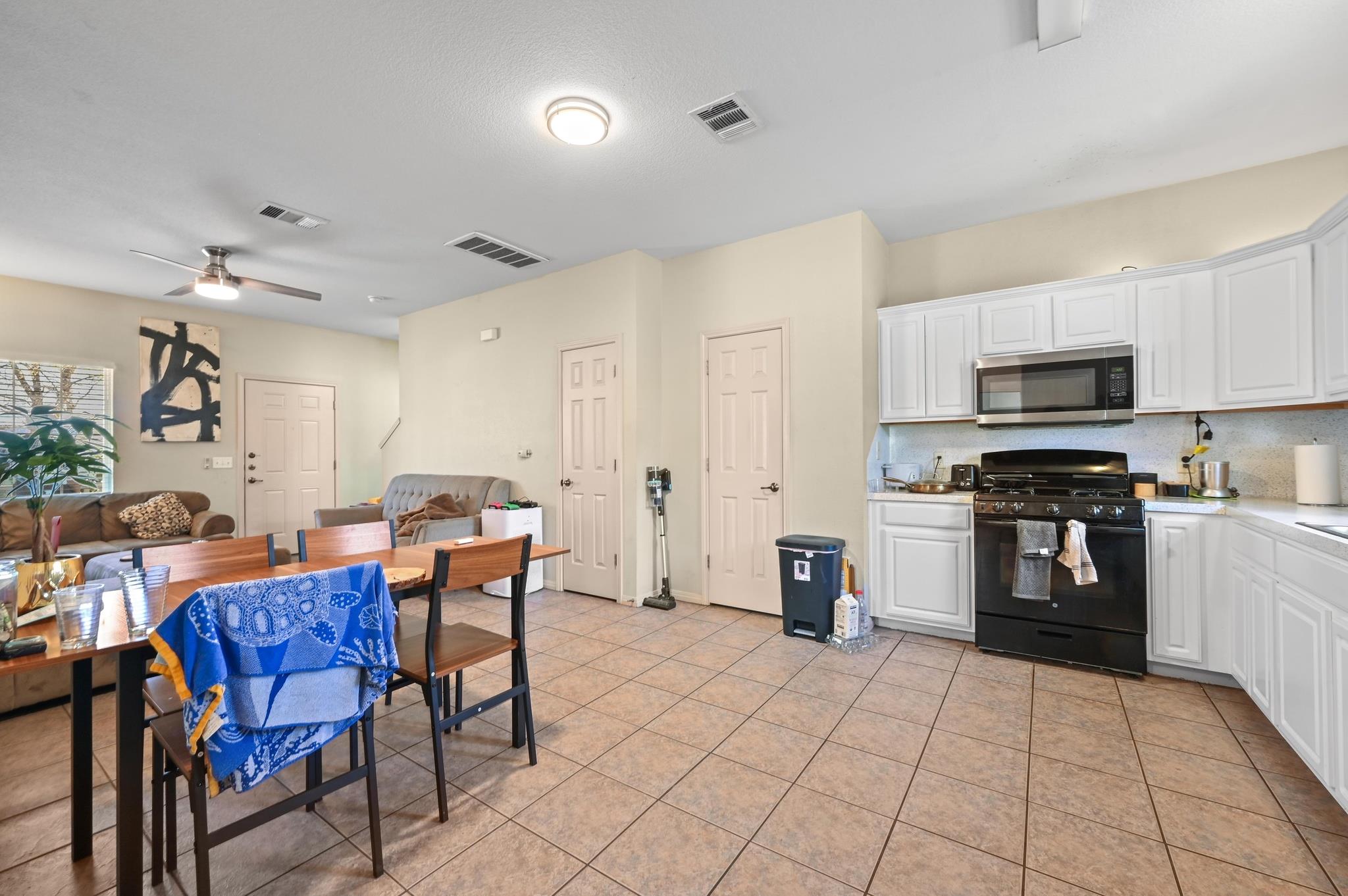 1118 Linden Street Austin TX 78702