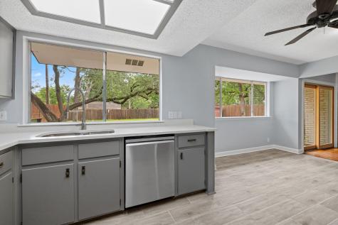 9201 Robins Nest Lane Austin TX 78729