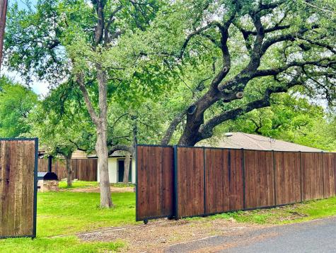 9201 Robins Nest Lane Austin TX 78729