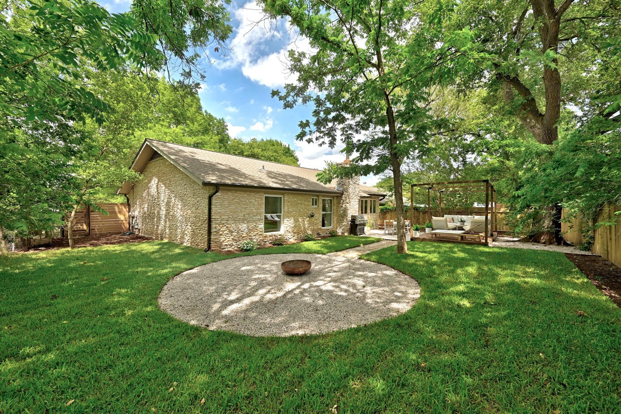 7110 Windrift Way Austin TX 78745