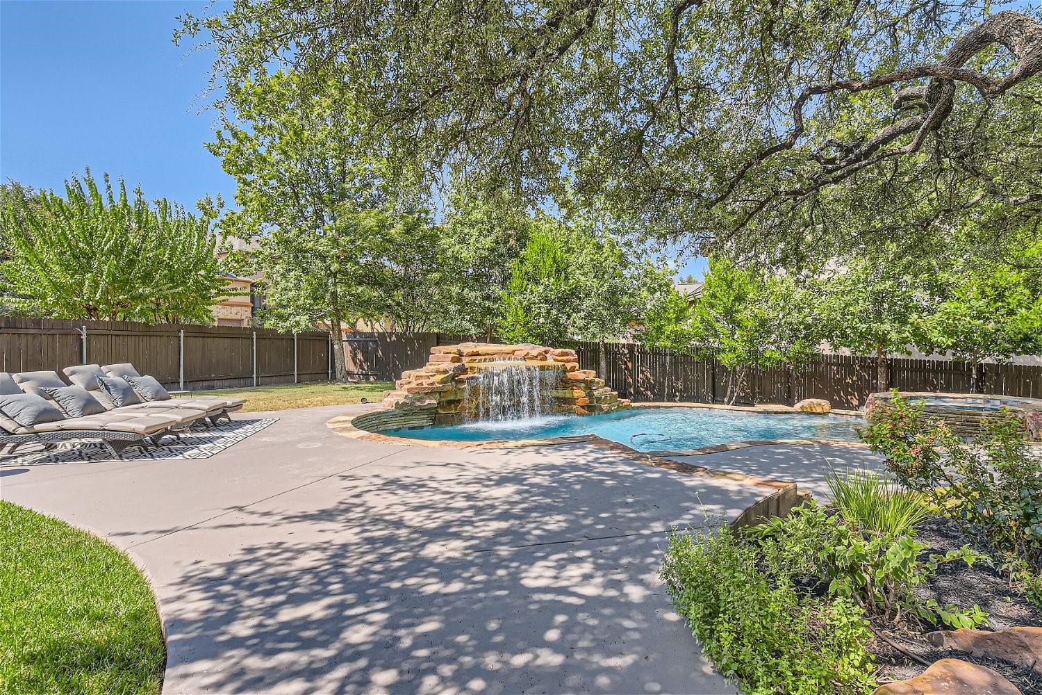 12212 Azure Shores Court Austin TX 78732