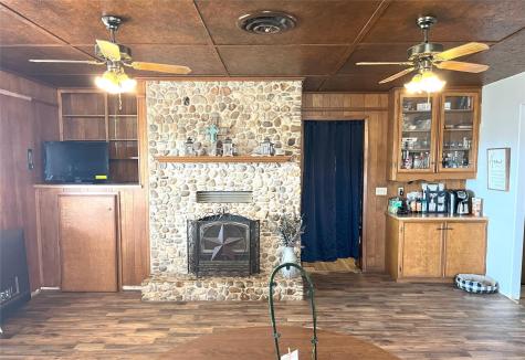 1080 County Road 213 Giddings TX 78942