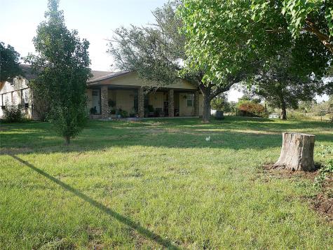1080 County Road 213 Giddings TX 78942