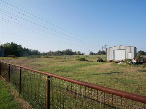 1080 County Road 213 Giddings TX 78942