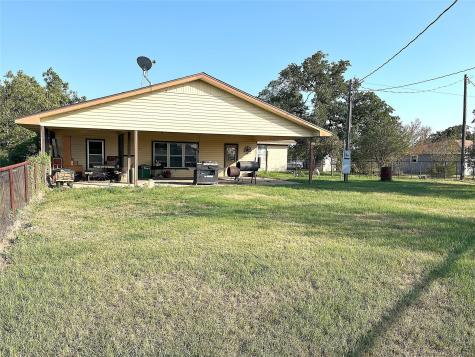 1080 County Road 213 Giddings TX 78942