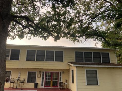 120 Center Creek Drive Floresville TX 78114