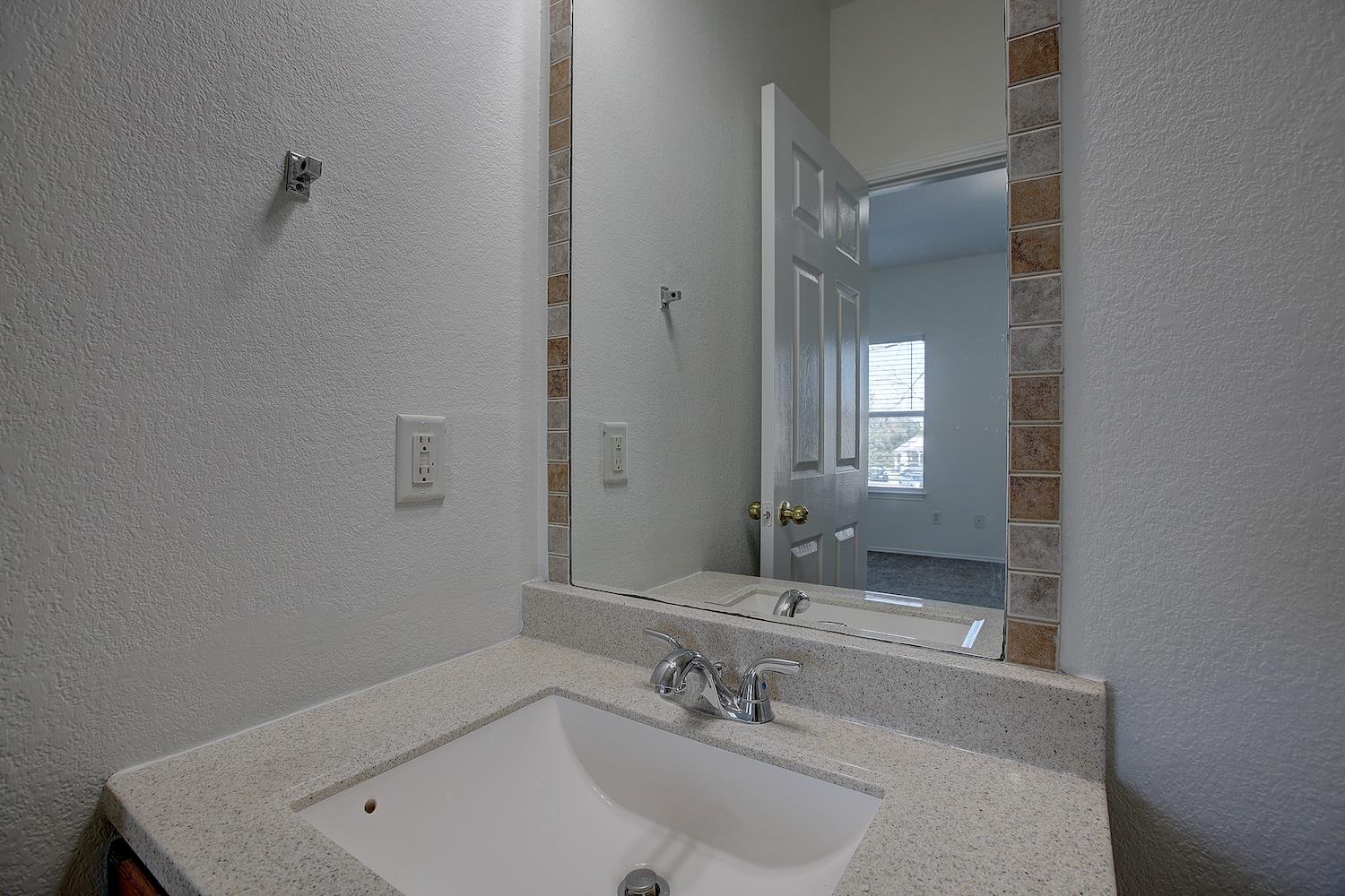 1102 E 3rd Street Georgetown TX 78626