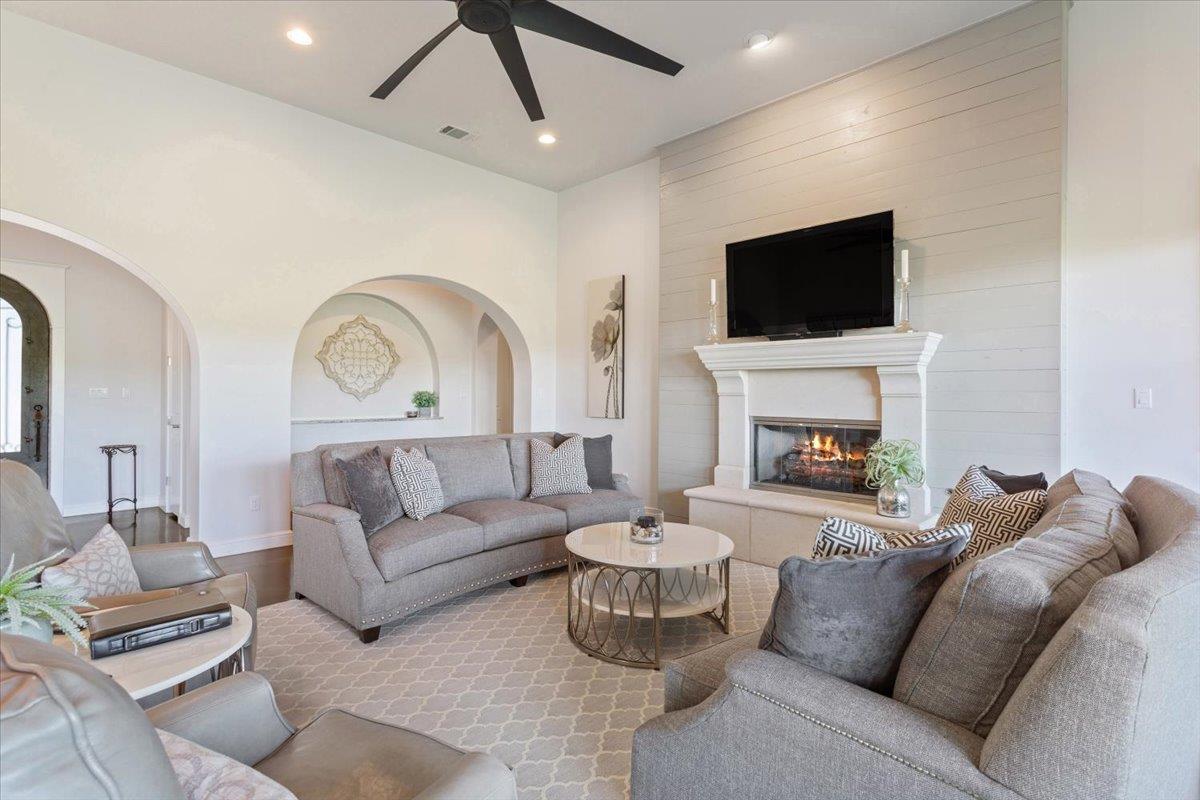 2501 Woodbine Circle Georgetown TX 78628