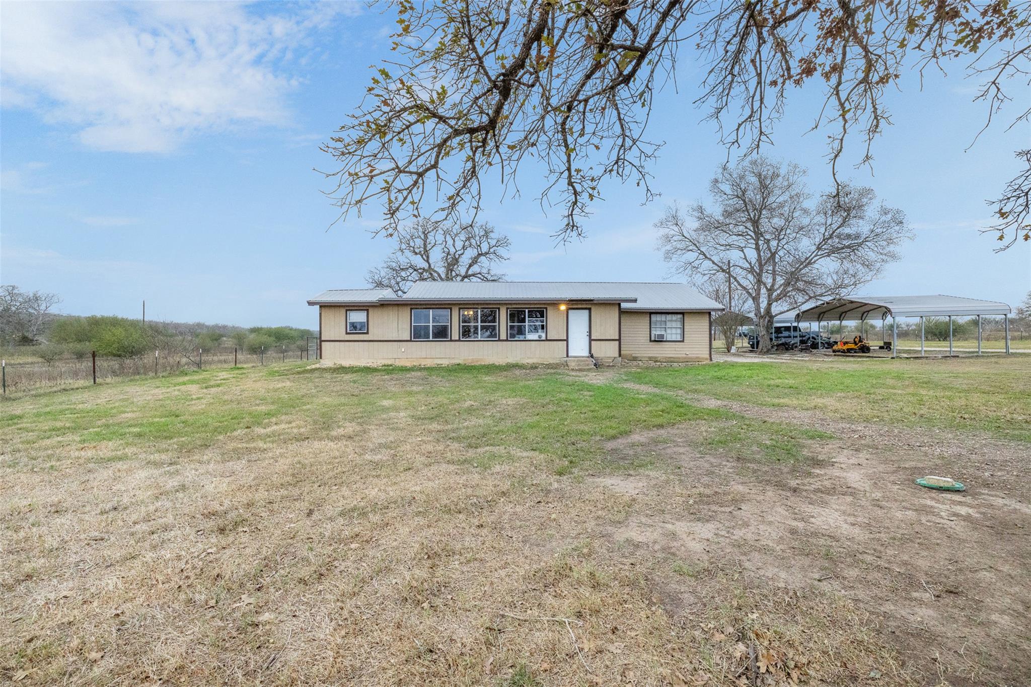 4025 County Road 284 Harwood TX 78632