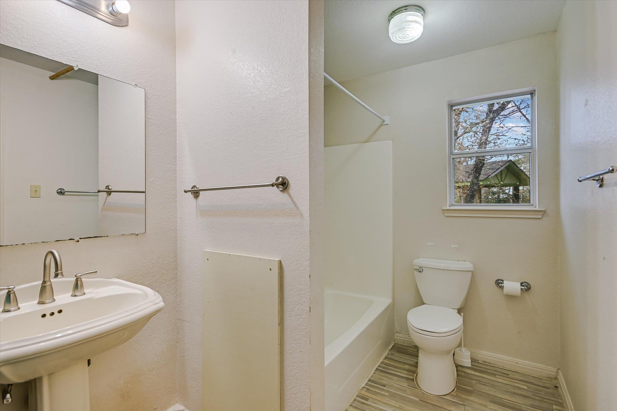 309 Stolle Lane Flatonia TX 78941