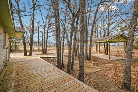 309 Stolle Lane Flatonia TX 78941
