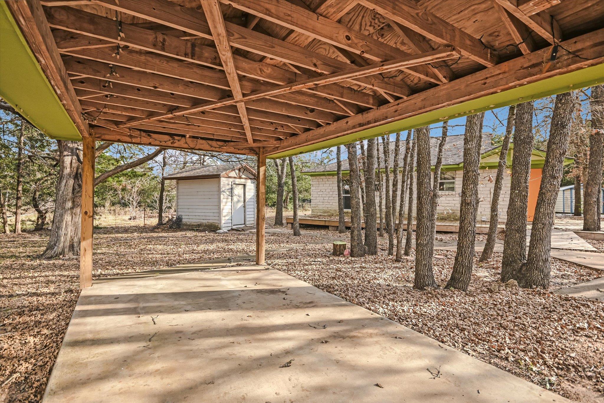 309 Stolle Lane Flatonia TX 78941
