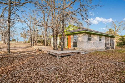 309 Stolle Lane Flatonia TX 78941