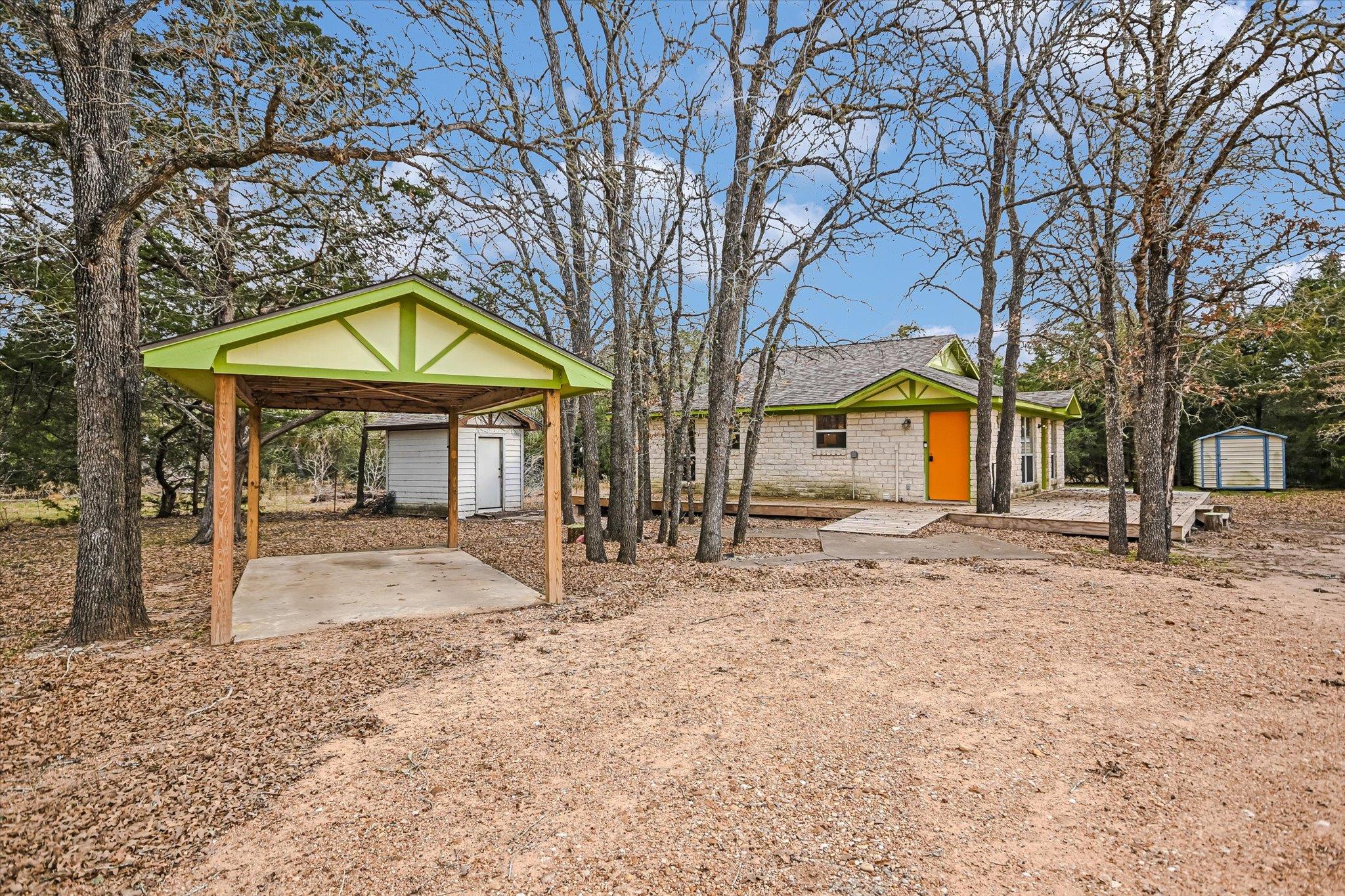309 Stolle Lane Flatonia TX 78941