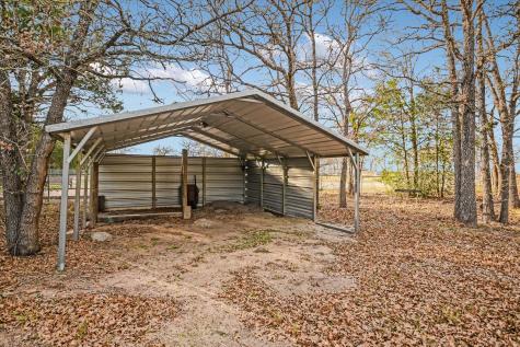 309 Stolle Lane Flatonia TX 78941