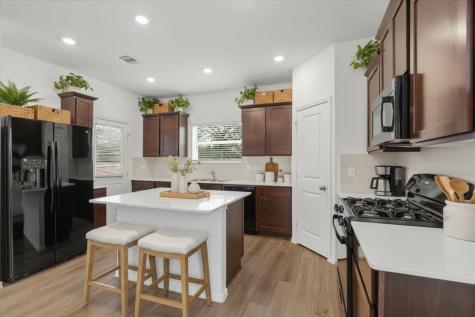 136 Maravillas Bend Bastrop TX 78602