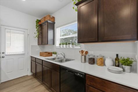 136 Maravillas Bend Bastrop TX 78602