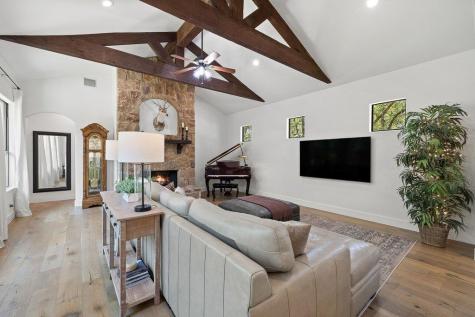 102 Blue Jay Drive Lakeway TX 78734