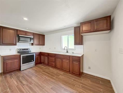 614 Red Oak Woods Canyon Lake TX 78133