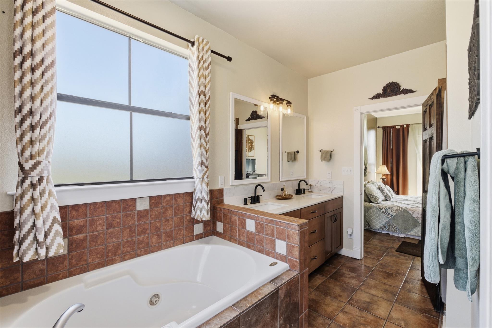 4110 Tyx Trail Spicewood TX 78669