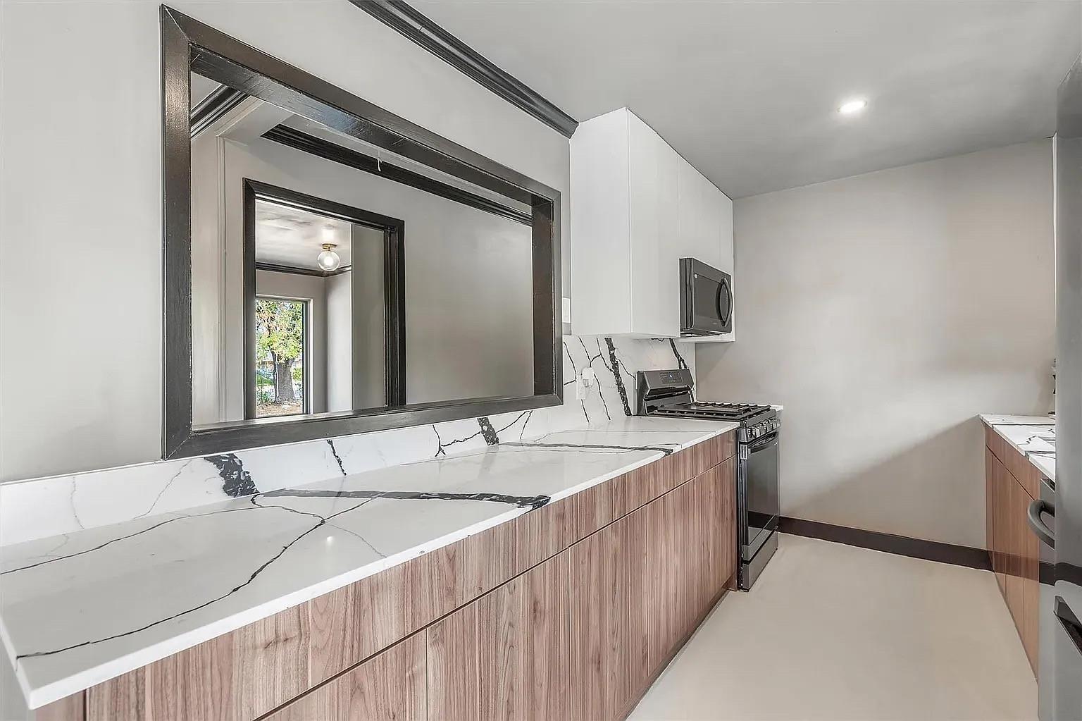 1003 Fauntleroy Trail Austin TX 78758