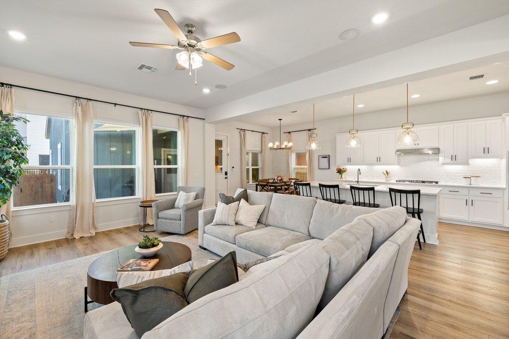 5009 Camacho Street Austin TX 78723