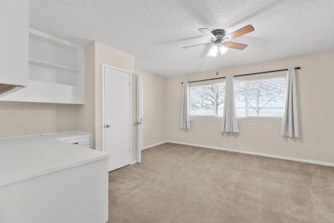 81 Family Circle Hutto TX 78634