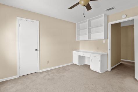 81 Family Circle Hutto TX 78634