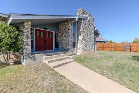 81 Family Circle Hutto TX 78634