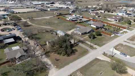 81 Family Circle Hutto TX 78634
