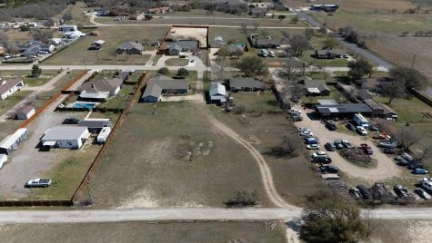 81 Family Circle Hutto TX 78634