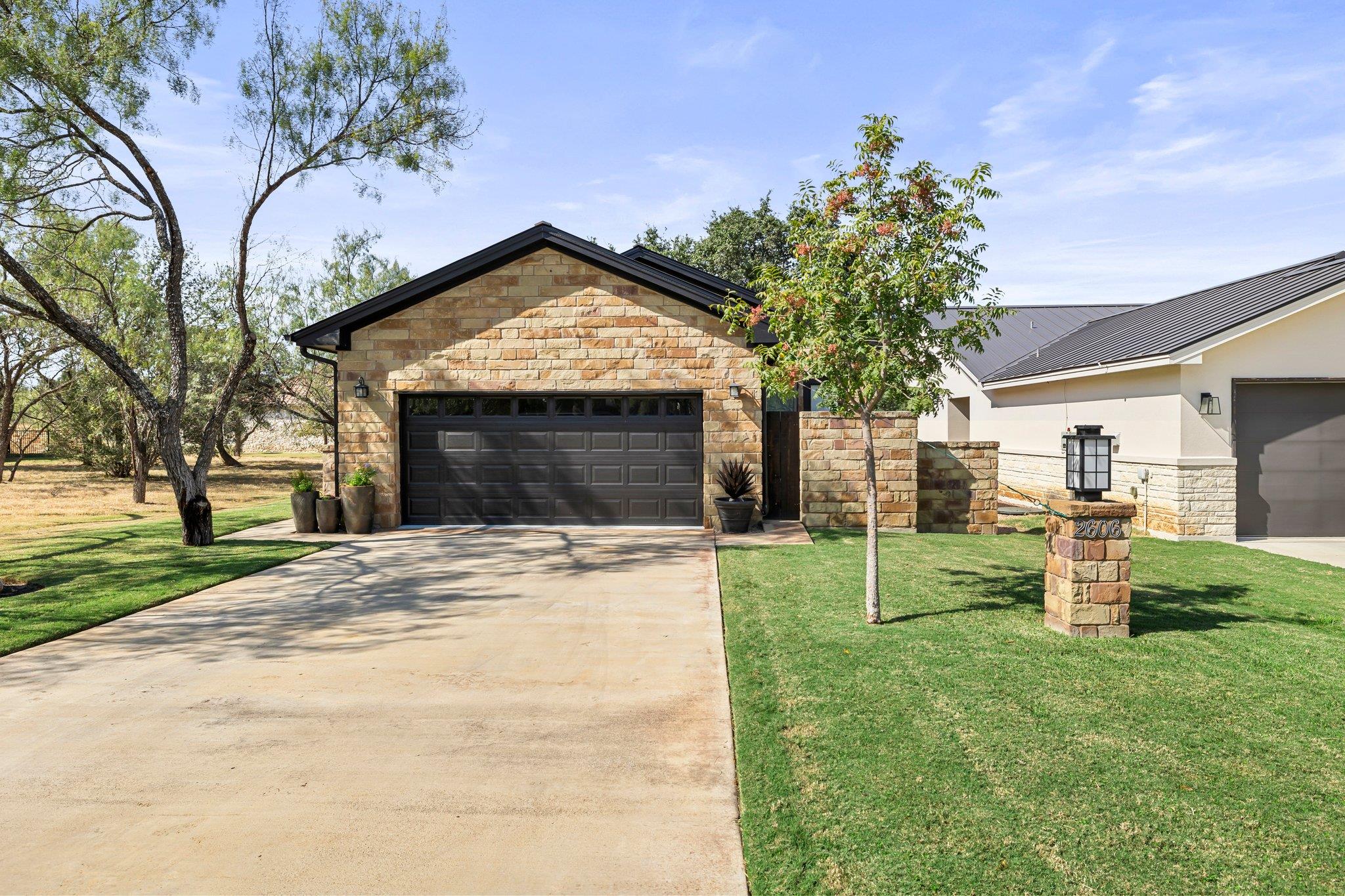 2606 Deep Canyon Horseshoe Bay TX 78657
