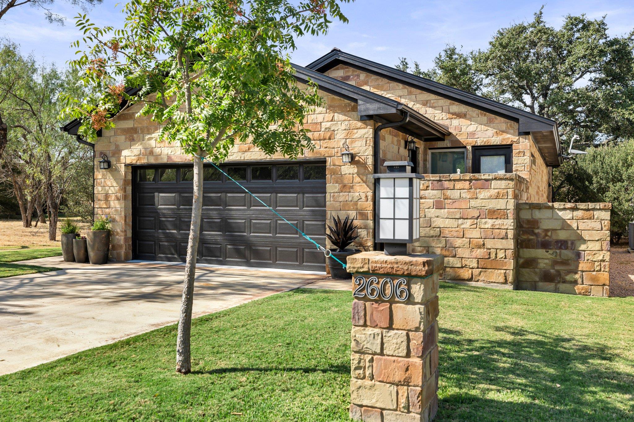 2606 Deep Canyon Horseshoe Bay TX 78657