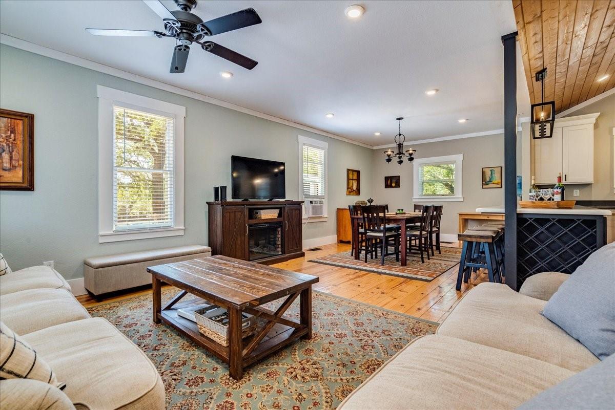 506 Shaw Avenue Fredericksburg TX 78624