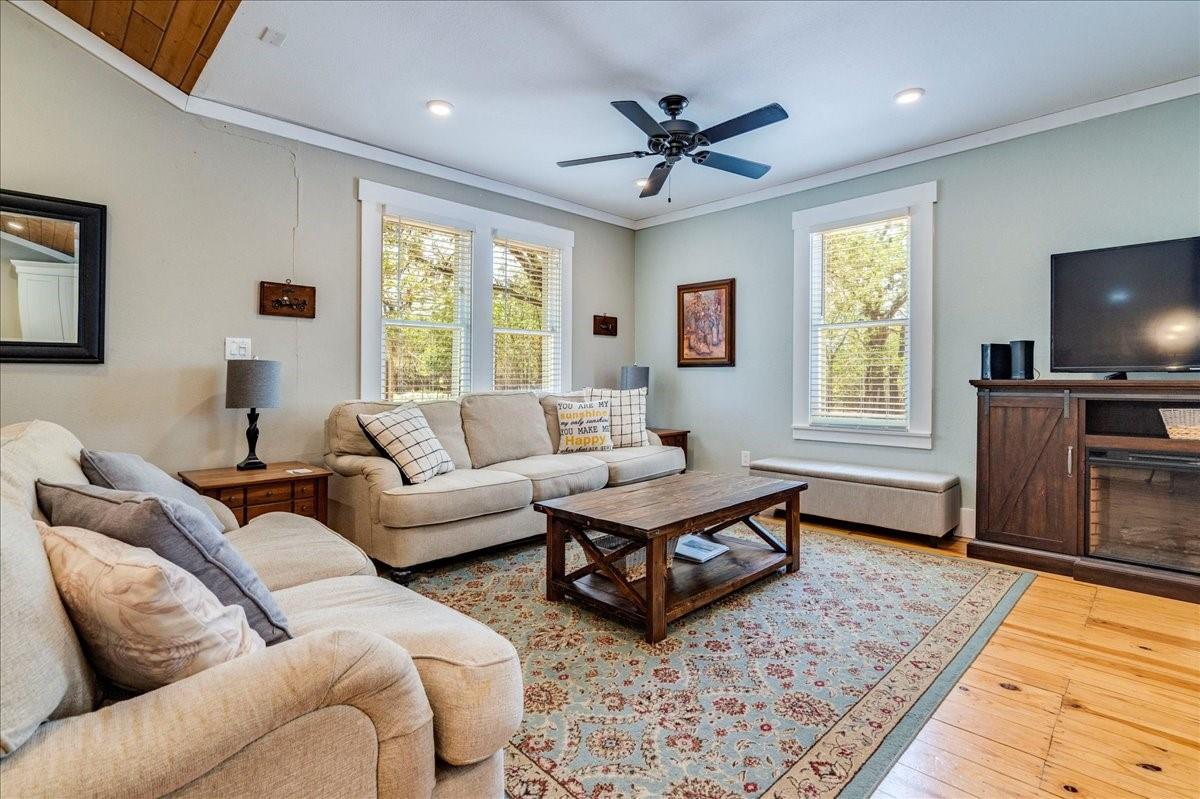 506 Shaw Avenue Fredericksburg TX 78624