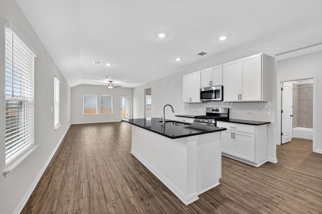 14130 Edna Maxine Walk Del Valle TX 78617
