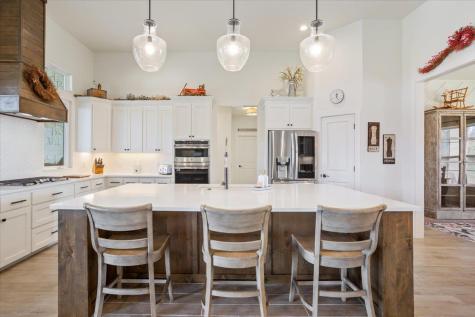1250 E Creekview Drive Salado TX 76571